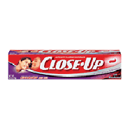 Close-Up Toothpaste Freshening Red Gel w/Mouthwash 6oz