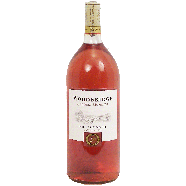 Woodbridge  white zinfandel wine of California, 10% alc. by vol. 1.5L