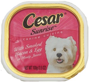 Cesar Sunrise dog food with smoked bacon & egg in meaty juices 3.5 ounce